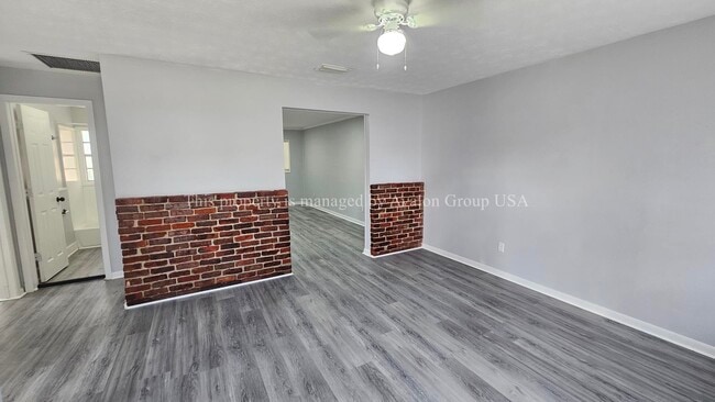 Photo - 6063 Longchamp Dr