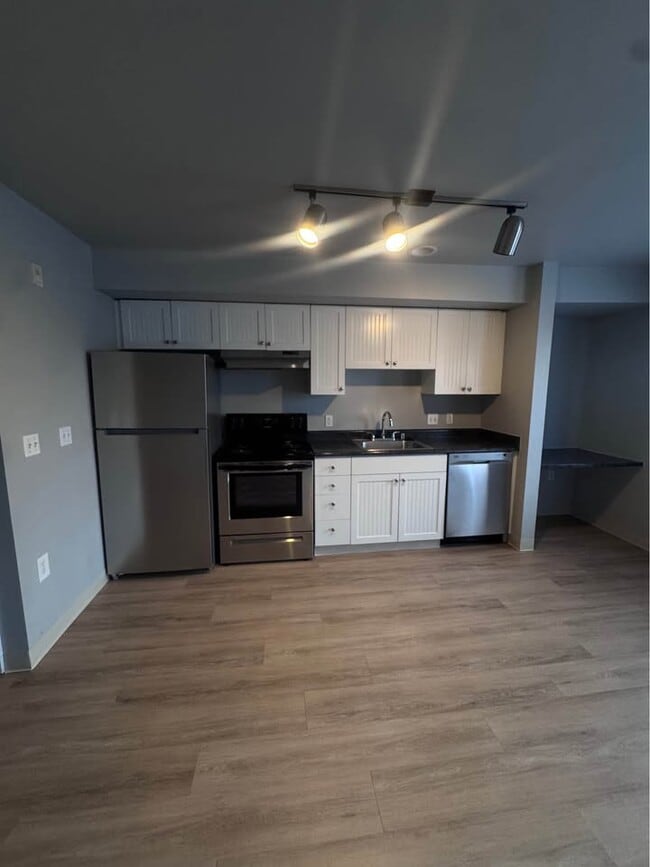 Photo - Liberty Square