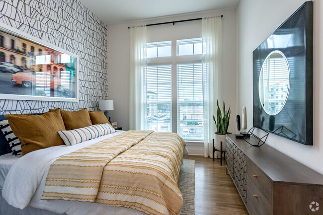 2BR, 2BA - 1,153 SF