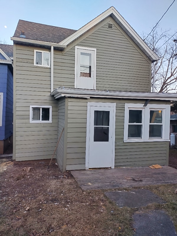 Photo - 1525 Clough Ave