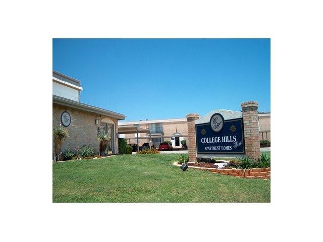 Entrance - College Hills West Apartments