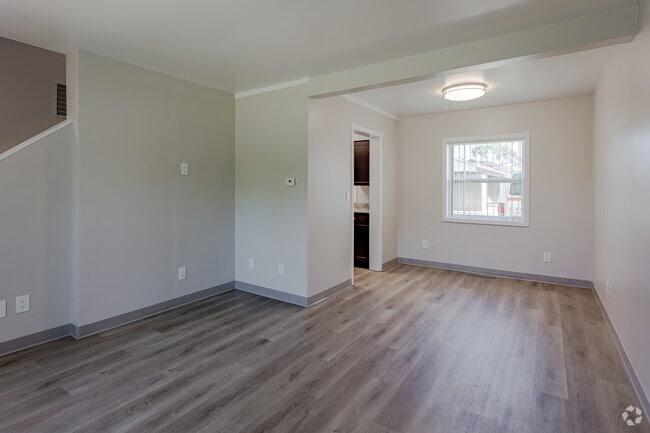 3BR, 2BA - 1,083SF - Living Room - Homestead Village Townhomes