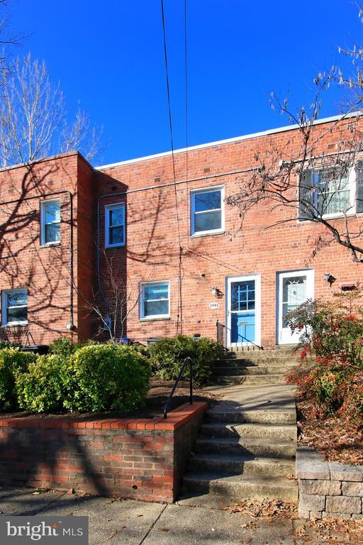 Photo - 2942 Landover St