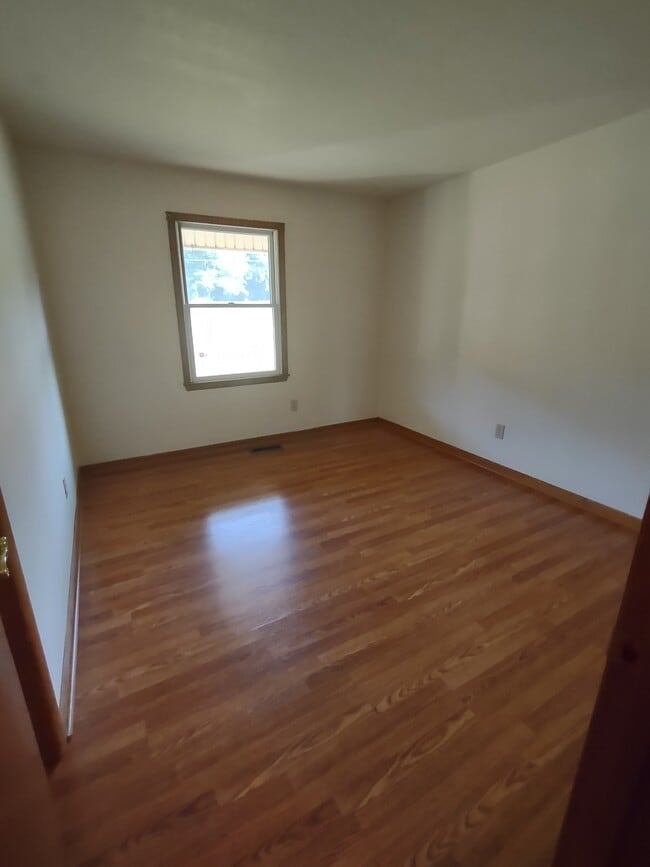 Photo - 1304 Theodore Rd