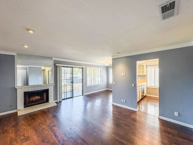 Photo - 1020 Grape St