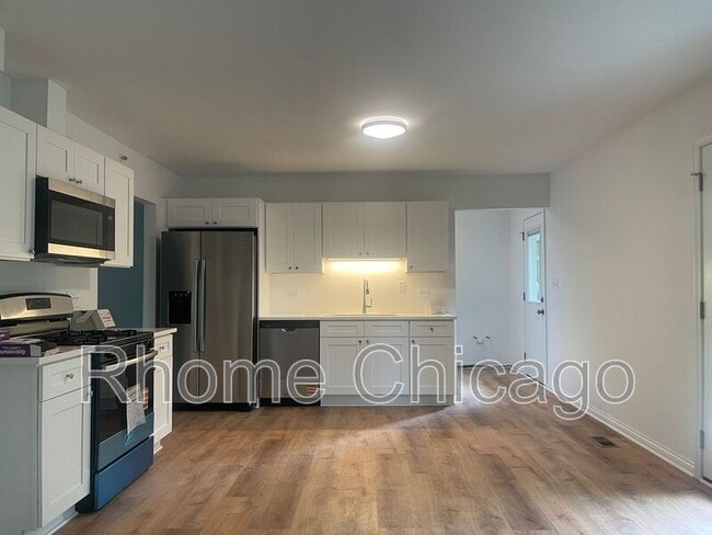 Building Photo - 7984 Ramsgate Cir N