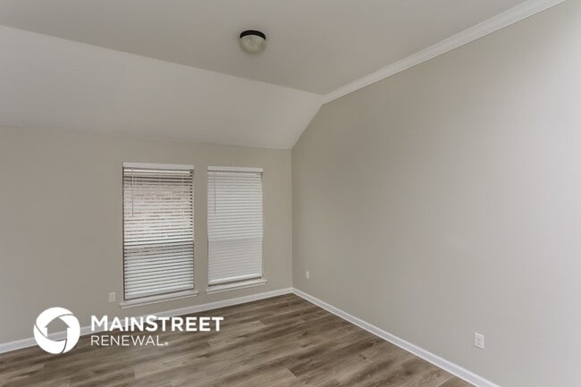 Photo - 208 Starlight Dr