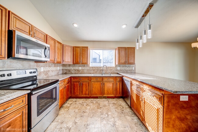 Photo - 1923 N Nelson St