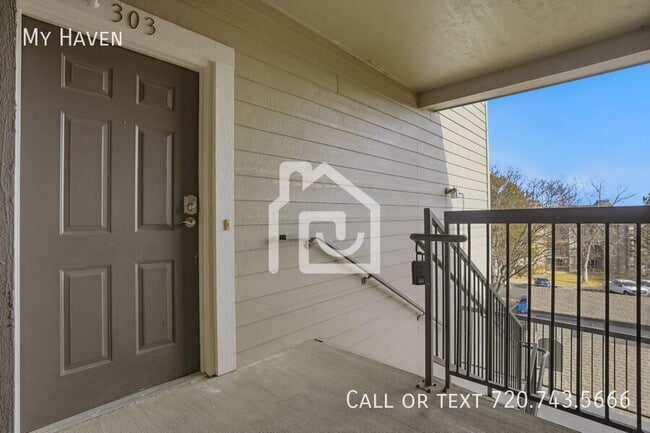 Photo - 2575 S Syracuse Way