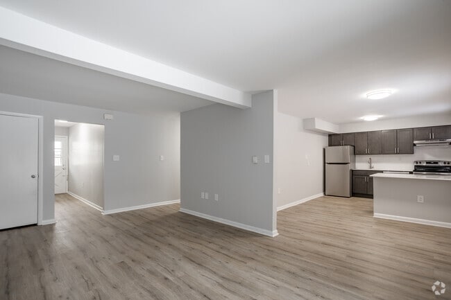 2BR, 1.5BA