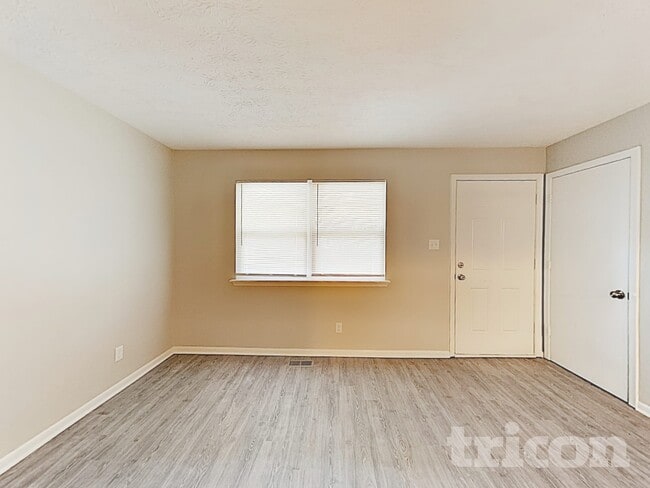 Photo - 8605 Lighthorse Dr