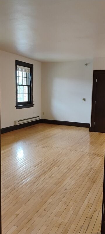 Photo - 1628 Patterson Loop