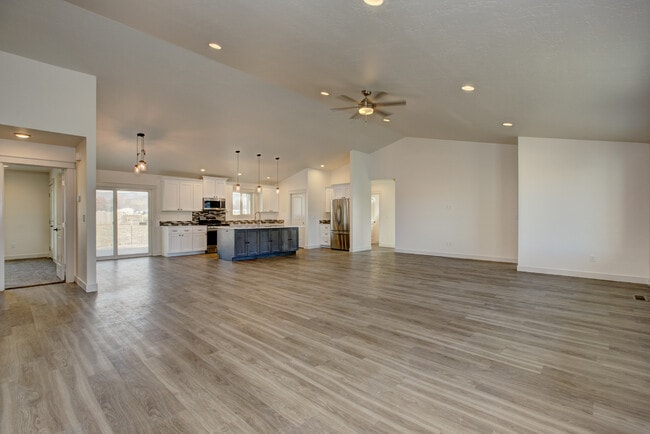 Photo - 1342 S Justice Ave