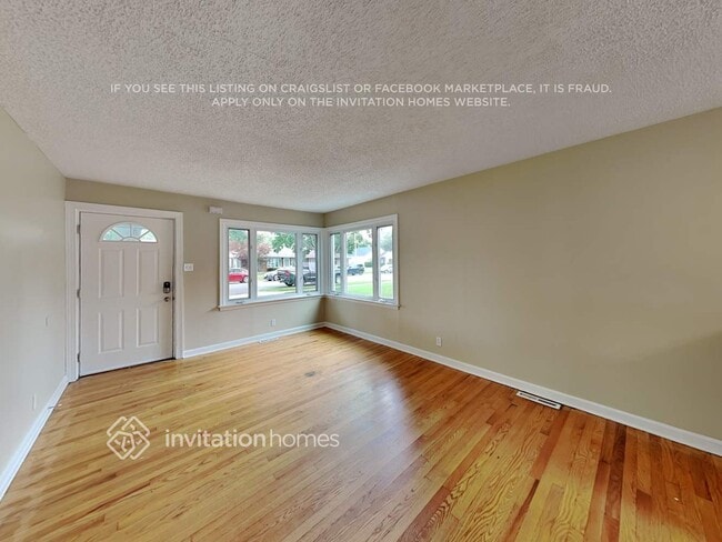 Photo - 9219 S 51st Ave