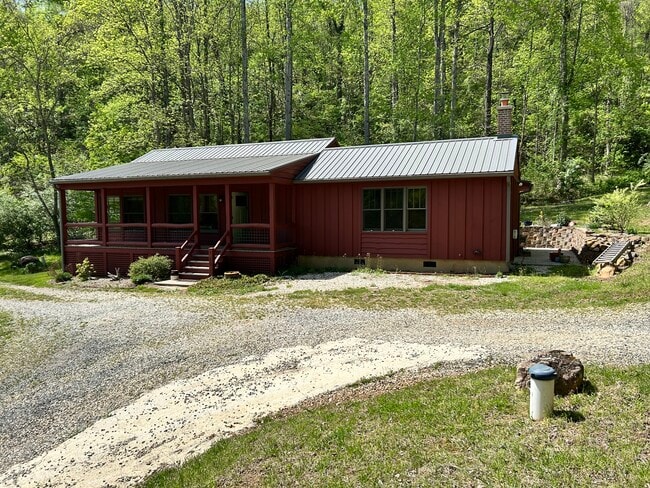 Photo - 1343 Wares Gap Rd House