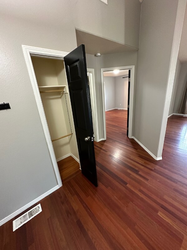 Photo - 1665 Peregrine Dr