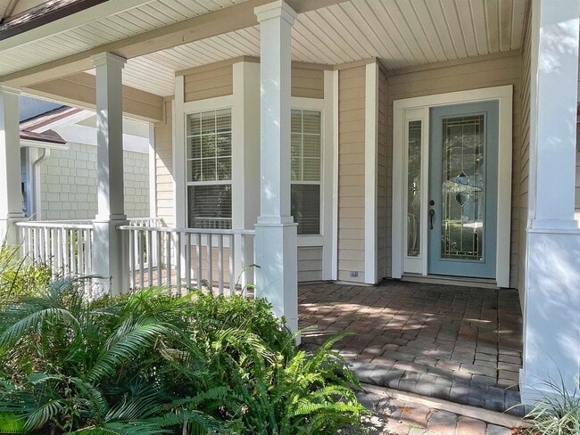 Photo - 157 W Village Dr