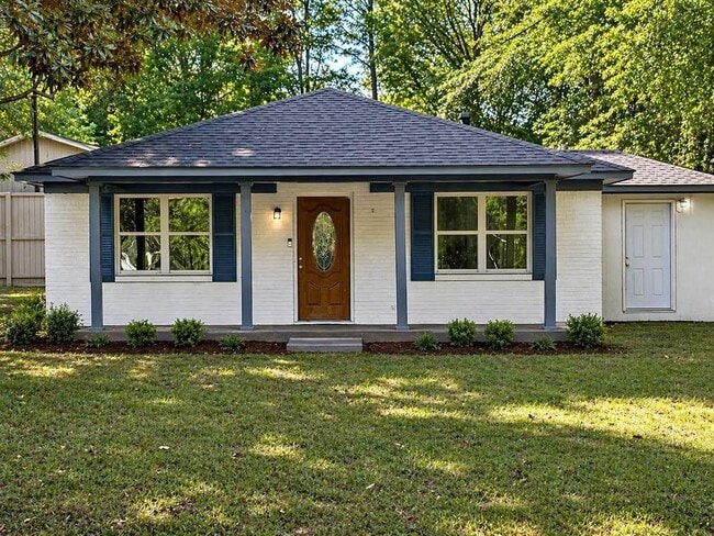 Building Photo - 6310 Green Acres Ln