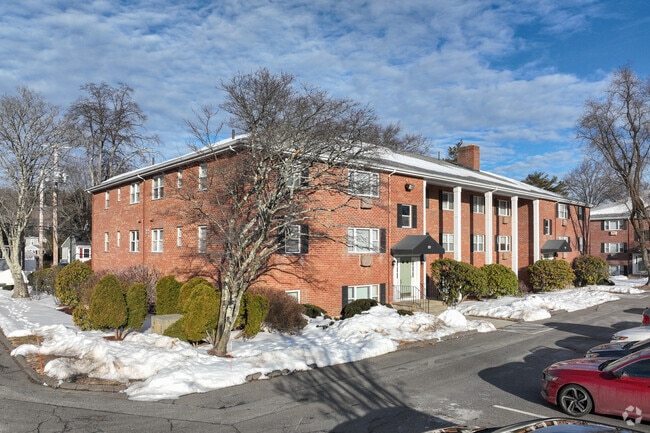 Building Photo - Towne Estates