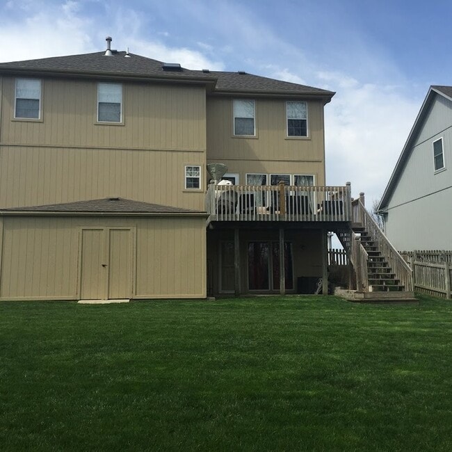 Building Photo - Charming 3 beds 2.5 bath in Kansas City! Rental