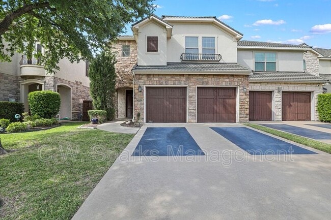 Building Photo - 2561 Fountain Cove