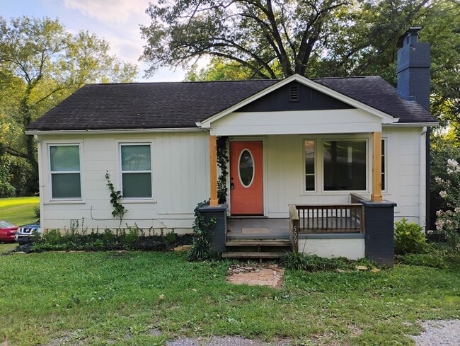 front - 509 Burns Rd