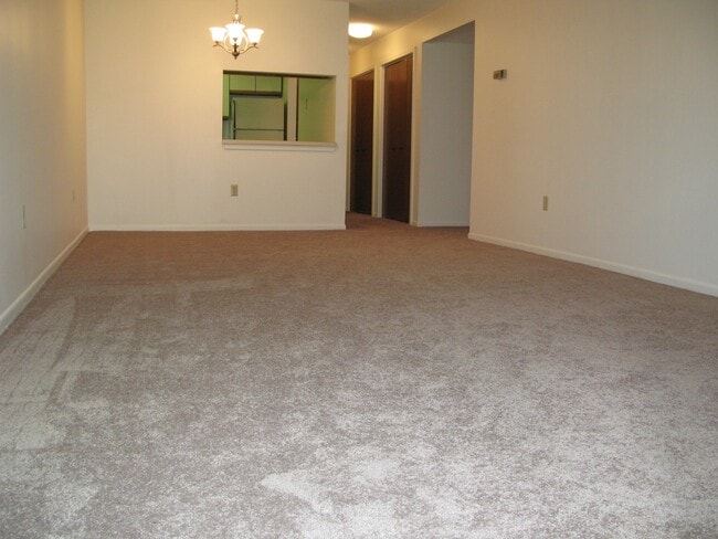 Photo - 121 Cluff Crossing Rd Unit Apt 24