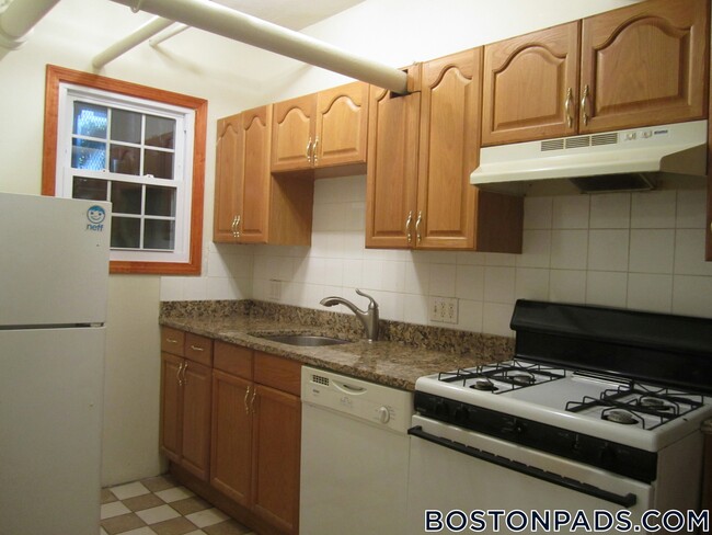 Photo - 109 St Stephen St Apartment Unit 25B