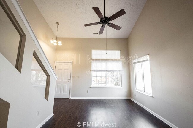 Photo - 2781 Grand Fir Dr