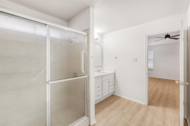 Photo - 411 Masonwood Dr