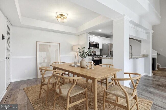 Photo - 46630 Drysdale Terrace Unit 300