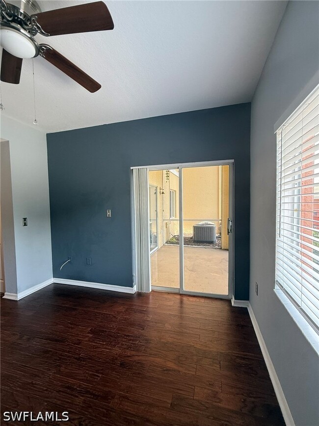 Building Photo - 6490 Aragon Way Unit 106