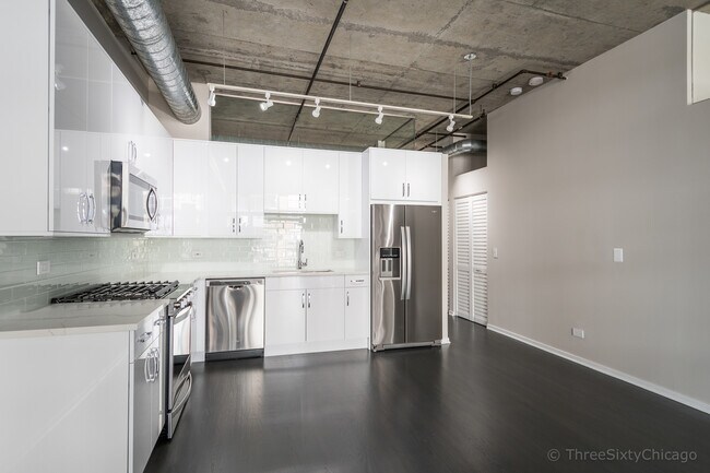 Photo - 1000 W Adams St Unit 506