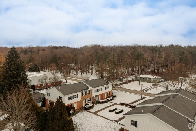 Exterior - 401 Hillcrest Drive