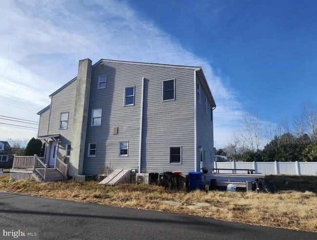 Photo - 42 Tilbury Rd