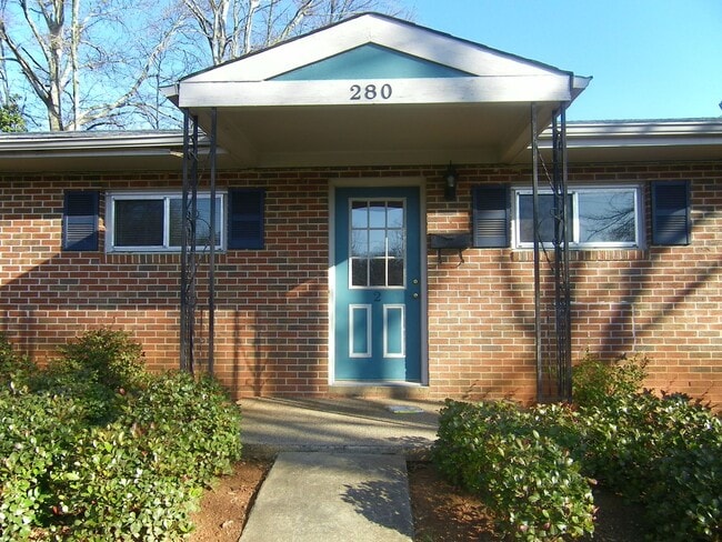 Building Photo - Peabody Unit #2