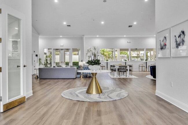 Photo - The Laurel at Altamonte