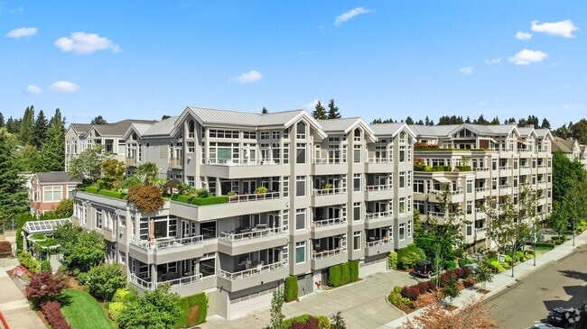 Building Photo - 602 5th St Unit Apt 3003