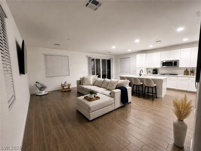 Photo - 949 Ferodale Ave