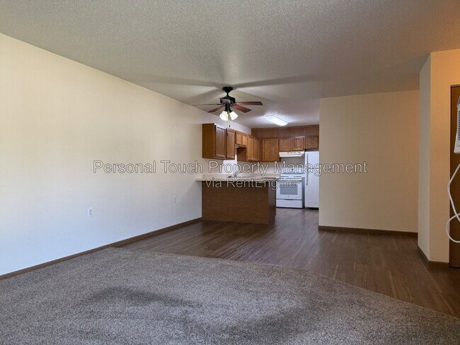 Photo - 455 22nd St E Unit E