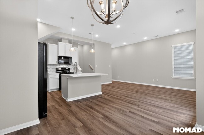 Photo - 208 Clark Rd