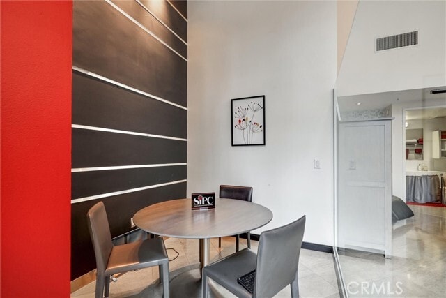 Photo - 350 W Ash St Unit 103