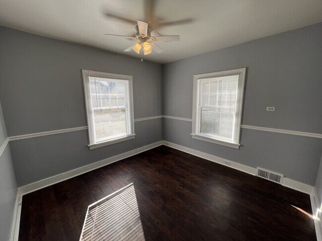 Photo - 155 Burr Oak St NE