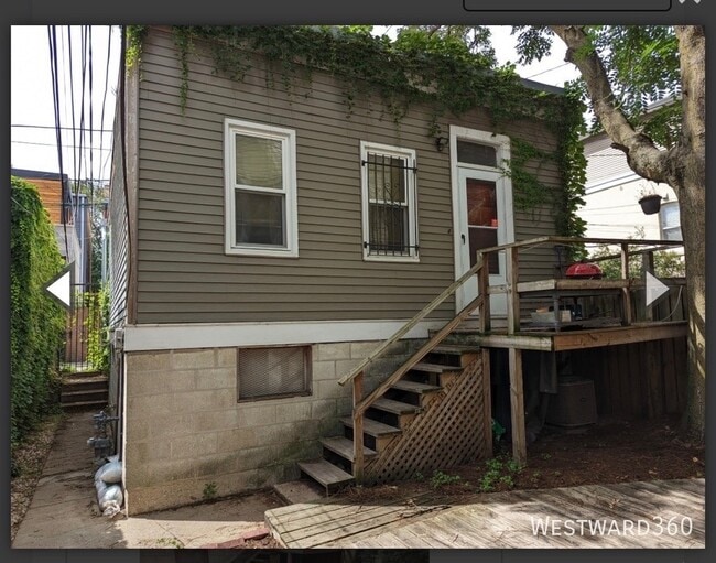 Building Photo - 2233 W Armitage Ave Unit CH