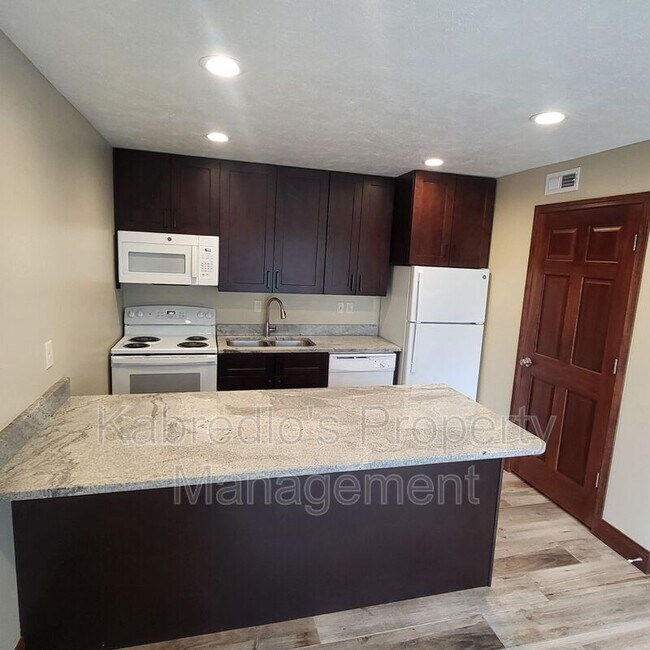 Photo - 4401 S 27th St Unidad A16