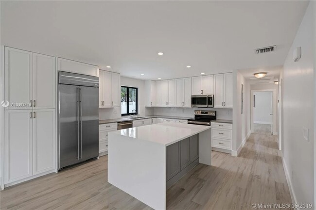 Photo - 2539 Wabash Dr