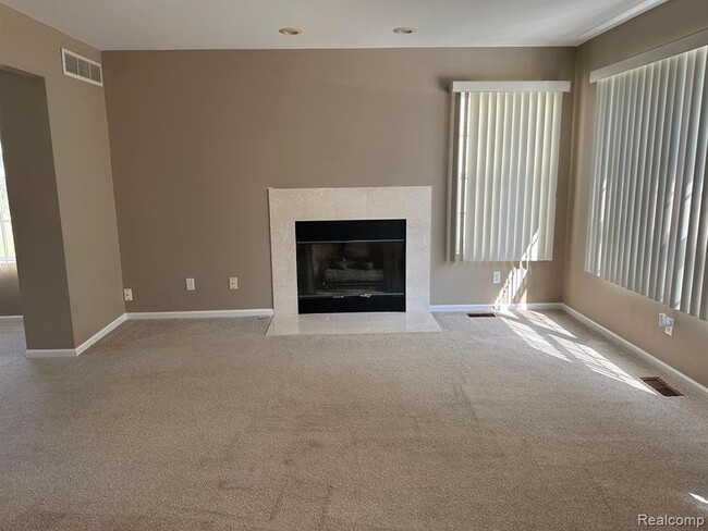 Photo - 1251 Otter Ave