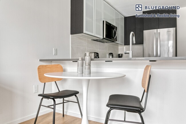 Photo - 345 Harrison Ave Unit FL2-ID548