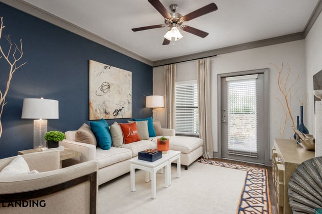 Photo - 4689 Mustang Pkwy Unidad 7305