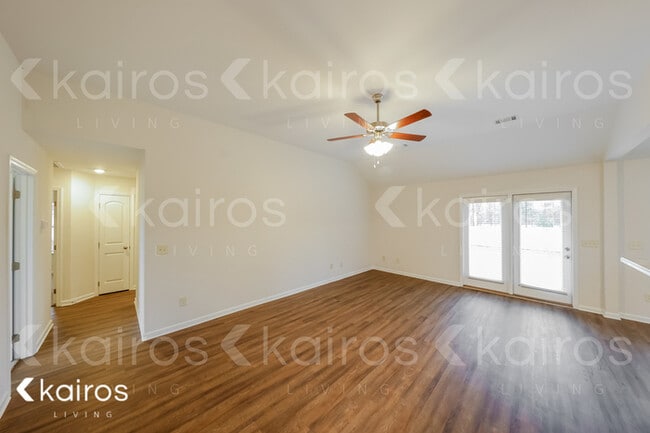 Photo - 71 Hideaway Ln